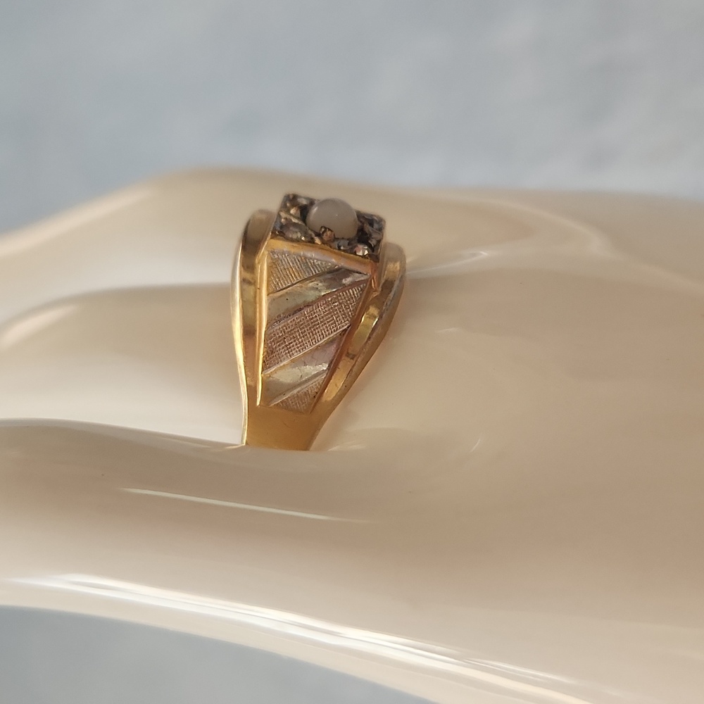 Vintage Mens Signet Ring - Picture 3 of 5